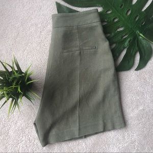 MEDIUM- H and M Linen Highwaisted Shorts
